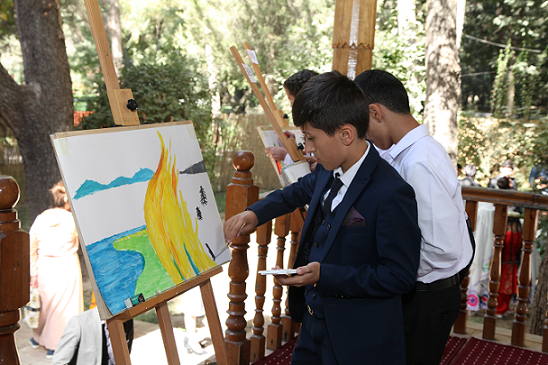 Children drawing contest